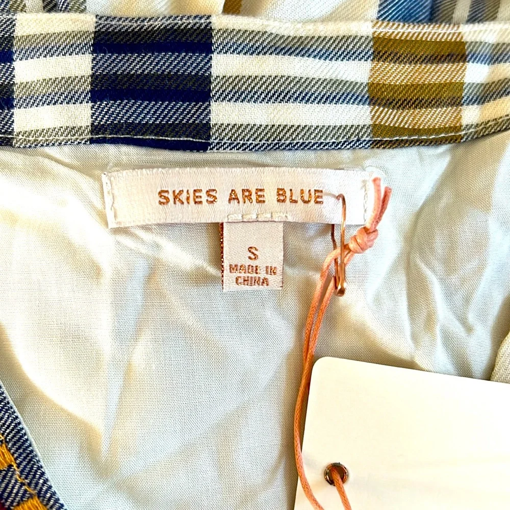 NWT SKIES ARE BLUE EMBROIDERED PLAID FAUX WRAP TOP SIZE: SMALL COLOR: PLAID - Picture 7 of 8